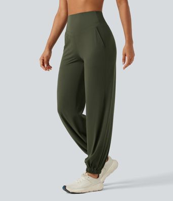 Halara UltraSculpt™ - Schmal zulaufende Yoga-Jogginghose mit hohem Bund, Seitentaschen und Bauchkontrolle Halara UltraSculpt™ - Schmal zulaufende Yoga-Jogginghose mit hohem Bund, Seitentaschen und Bauchkontrolle