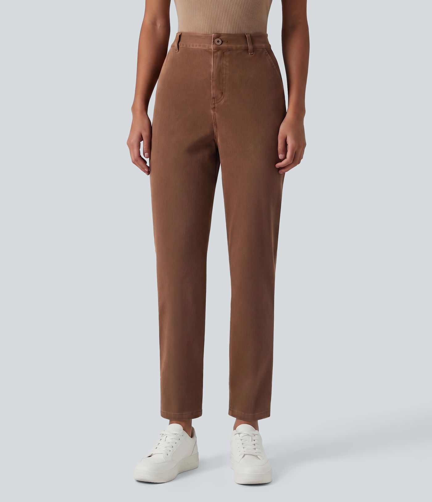 Halara Flex™ magas derekú, szűkülő szárú, munkához tervezett farmer zsebekkel
