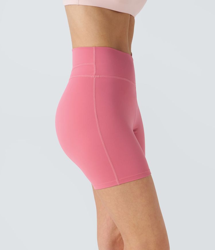 SoftlyZero™ Yüksek Bel Çapraz Büzgülü Yoga Şortu 5''