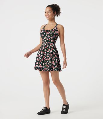Robe active mini 2-en-1 pour la danse à petit motif fleuri, avec soutien-gorge intégré et poches - Édition Easy Peezy Robe active mini 2-en-1 pour la danse à petit motif fleuri, avec soutien-gorge intégré et poches - Édition Easy Peezy