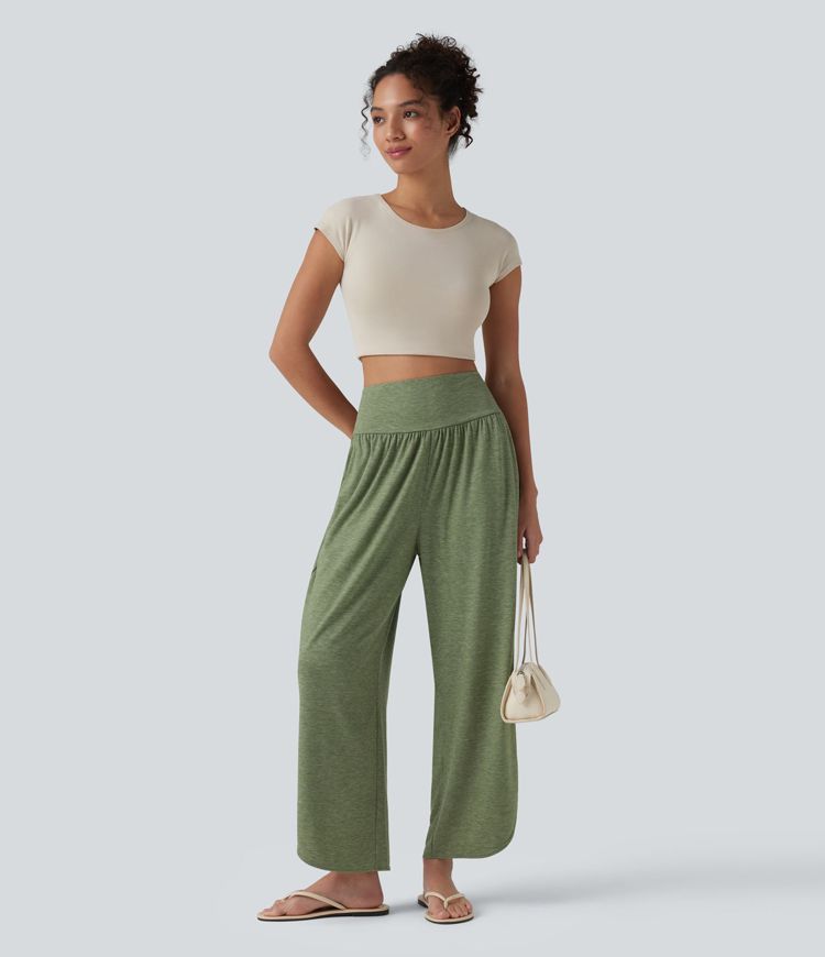 Lässige Hose mit hohem Bund, Seitentaschen, Bauchkontrolle und abgerundetem Saum Lässige Hose mit hohem Bund, Seitentaschen, Bauchkontrolle und abgerundetem Saum