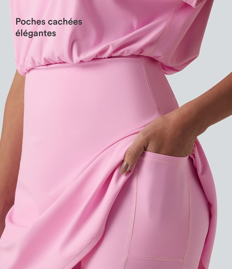 Robe de sport mini de yoga SoftlyZero™ Airy 2-en-1 effet frais InstantCool col rond à manches courtes, demi-zip et poches, accès facile Easy Peasy Robe de sport mini de yoga SoftlyZero™ Airy 2-en-1 effet frais InstantCool col rond à manches courtes, demi-zip et poches, accès facile Easy Peasy
