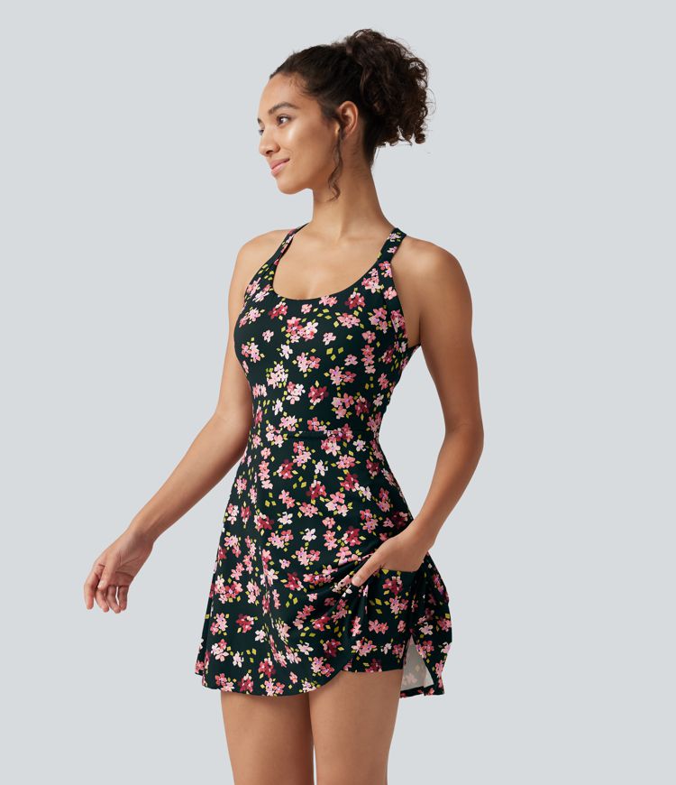 Robe active mini de danse 2-en-1 à petites fleurs, coussinets amovibles, poches et accès facile Easy Peasy Robe active mini de danse 2-en-1 à petites fleurs, coussinets amovibles, poches et accès facile Easy Peasy