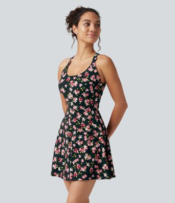 Robe active mini de danse 2-en-1 à petites fleurs, coussinets amovibles, poches et accès facile Easy Peasy Robe active mini de danse 2-en-1 à petites fleurs, coussinets amovibles, poches et accès facile Easy Peasy