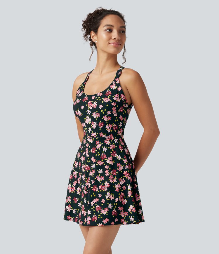 Robe active mini de danse 2-en-1 à petites fleurs, coussinets amovibles, poches et accès facile Easy Peasy Robe active mini de danse 2-en-1 à petites fleurs, coussinets amovibles, poches et accès facile Easy Peasy