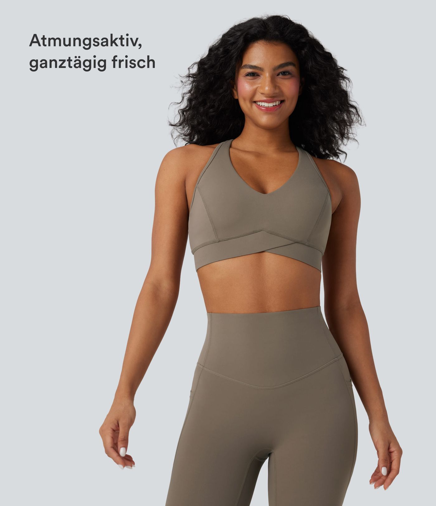 Halara UltraSculpt™ - Trainings-Sport-BH mit mittlerem Support, V-Ausschnitt und Racerback - A-C Cups Halara UltraSculpt™ - Trainings-Sport-BH mit mittlerem Support, V-Ausschnitt und Racerback - A-C Cups