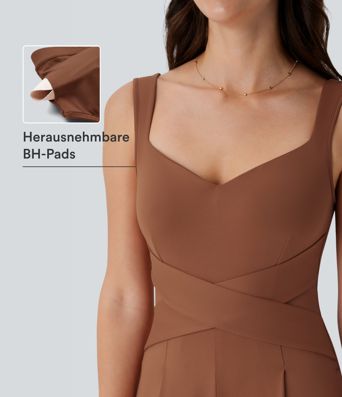 Lässiger, rückenfreier Jumpsuit mit Seitentaschen Lässiger, rückenfreier Jumpsuit mit Seitentaschen