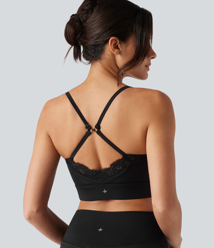 SoftlyZero™ luftiger, leicht stützender Sport-BH mit Sweetheart-Ausschnitt, Kontrastspitze und integriertem Bustier, InstantCool — UPF50+ SoftlyZero™ luftiger, leicht stützender Sport-BH mit Sweetheart-Ausschnitt, Kontrastspitze und integriertem Bustier, InstantCool — UPF50+