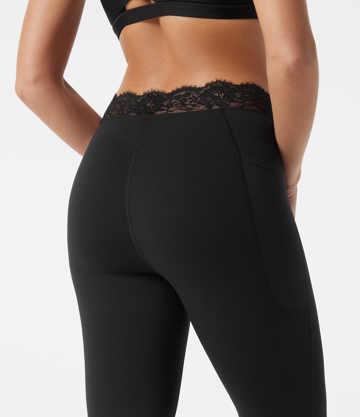 Halara UltraSculpt™ V-Shaped High Waisted Contrast Lace Cropped Yoga Flare Leggings with Pockets