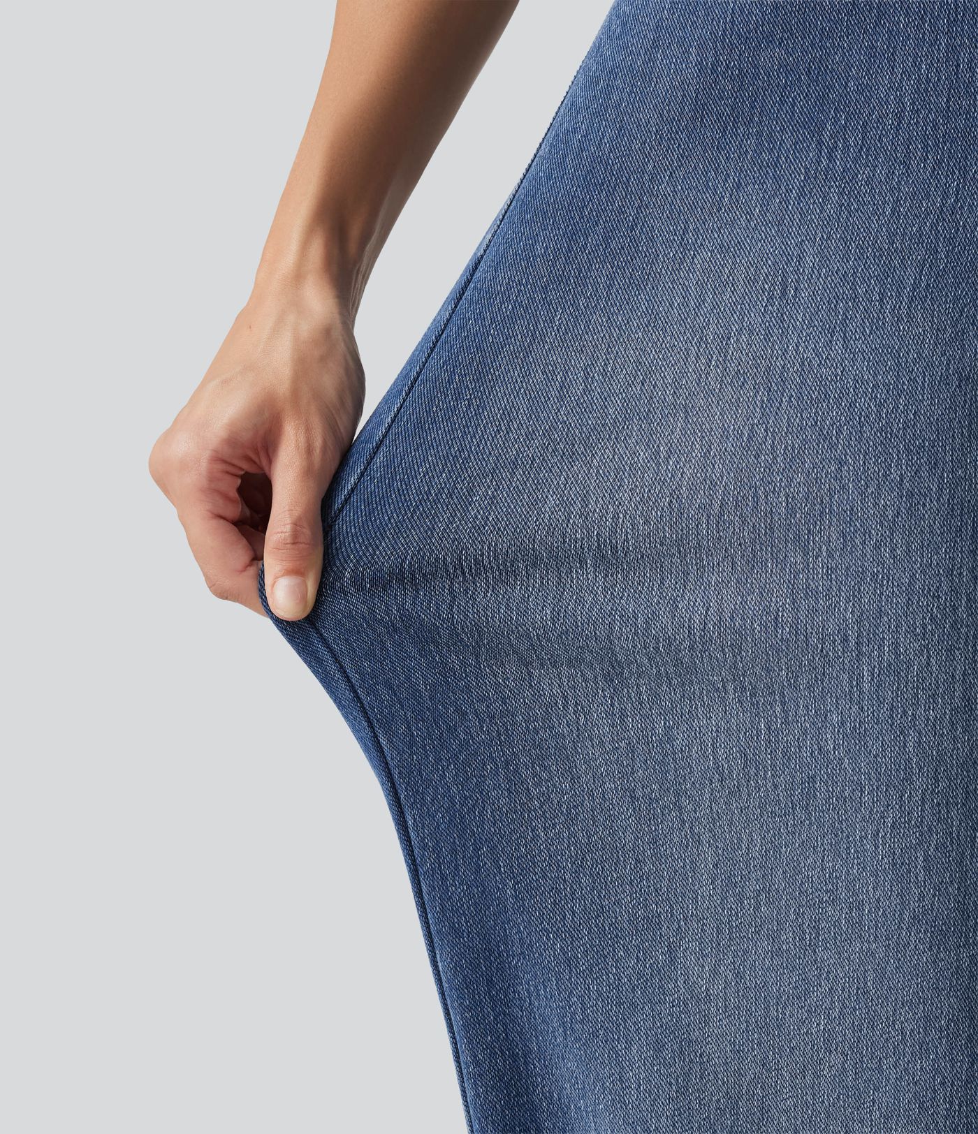 Halara Flex™ - Lässige, verwaschene Jeans mit hohem Bund, mehreren Taschen und weitem Bein