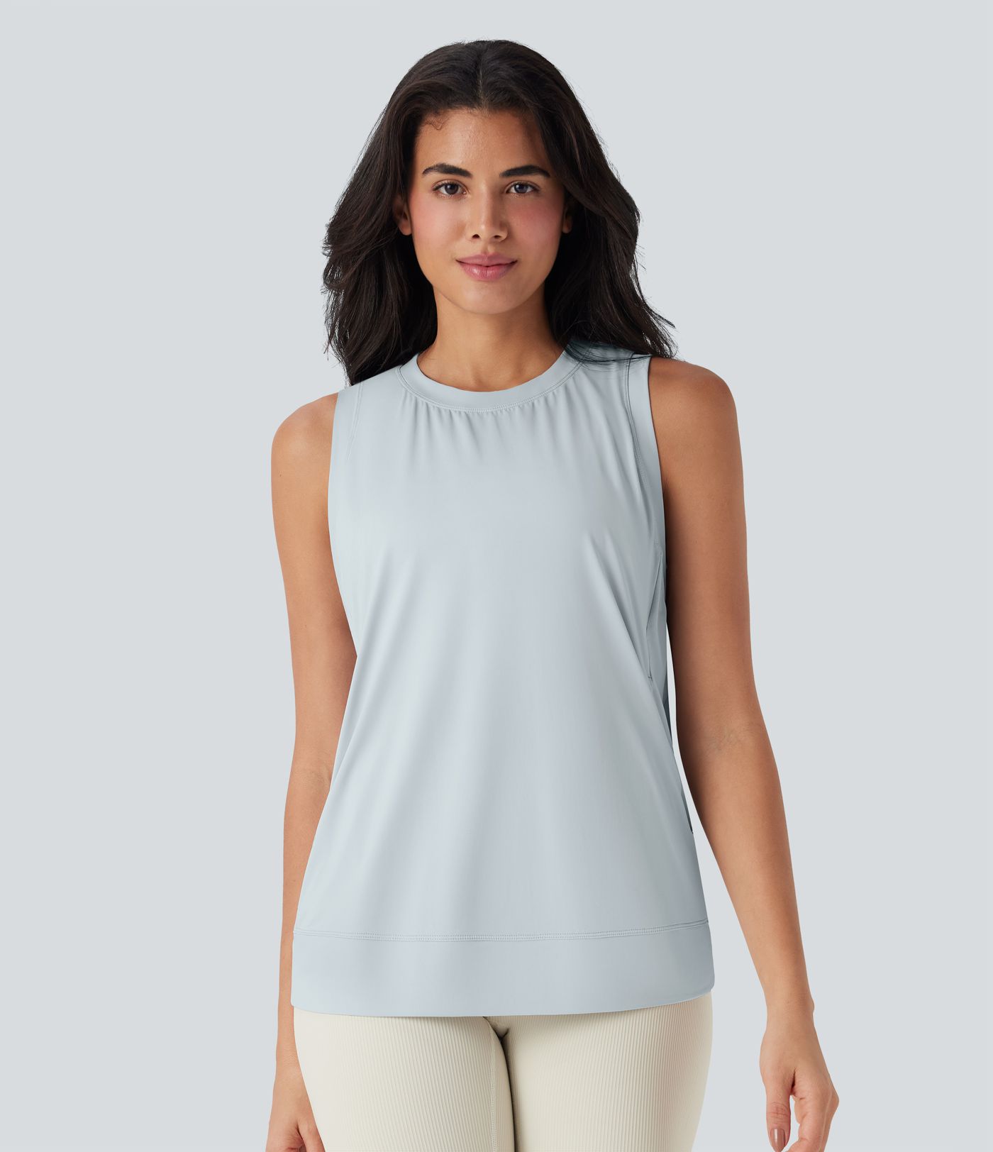 Cool Touch Yoga-Tanktop mit Rundhalsausschnitt und Seitentaschen – UPF 50+