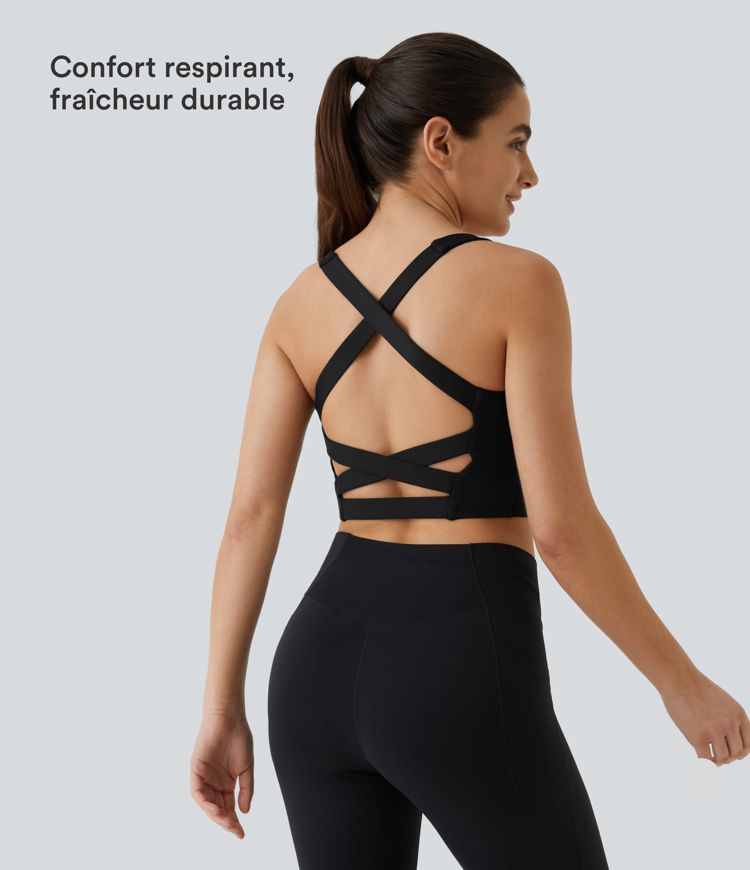 Débardeur yoga court SoftlyZero™ Airy col carré dos nu bretelles croisées effet frais InstantCool, bonnets A-C, protection solaire UPF50+ Débardeur yoga court SoftlyZero™ Airy col carré dos nu bretelles croisées effet frais InstantCool, bonnets A-C, protection solaire UPF50+