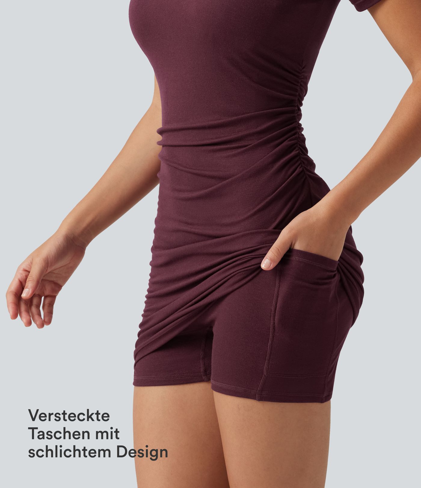 Figurbetontes, geripptes 2-in-1 Minikleid mit Seitentaschen, kurzen Ärmeln, integriertem BH und One-Shoulder-Design - Easy Peezy Edition, B-D Cups Figurbetontes, geripptes 2-in-1 Minikleid mit Seitentaschen, kurzen Ärmeln, integriertem BH und One-Shoulder-Design - Easy Peezy Edition, B-D Cups