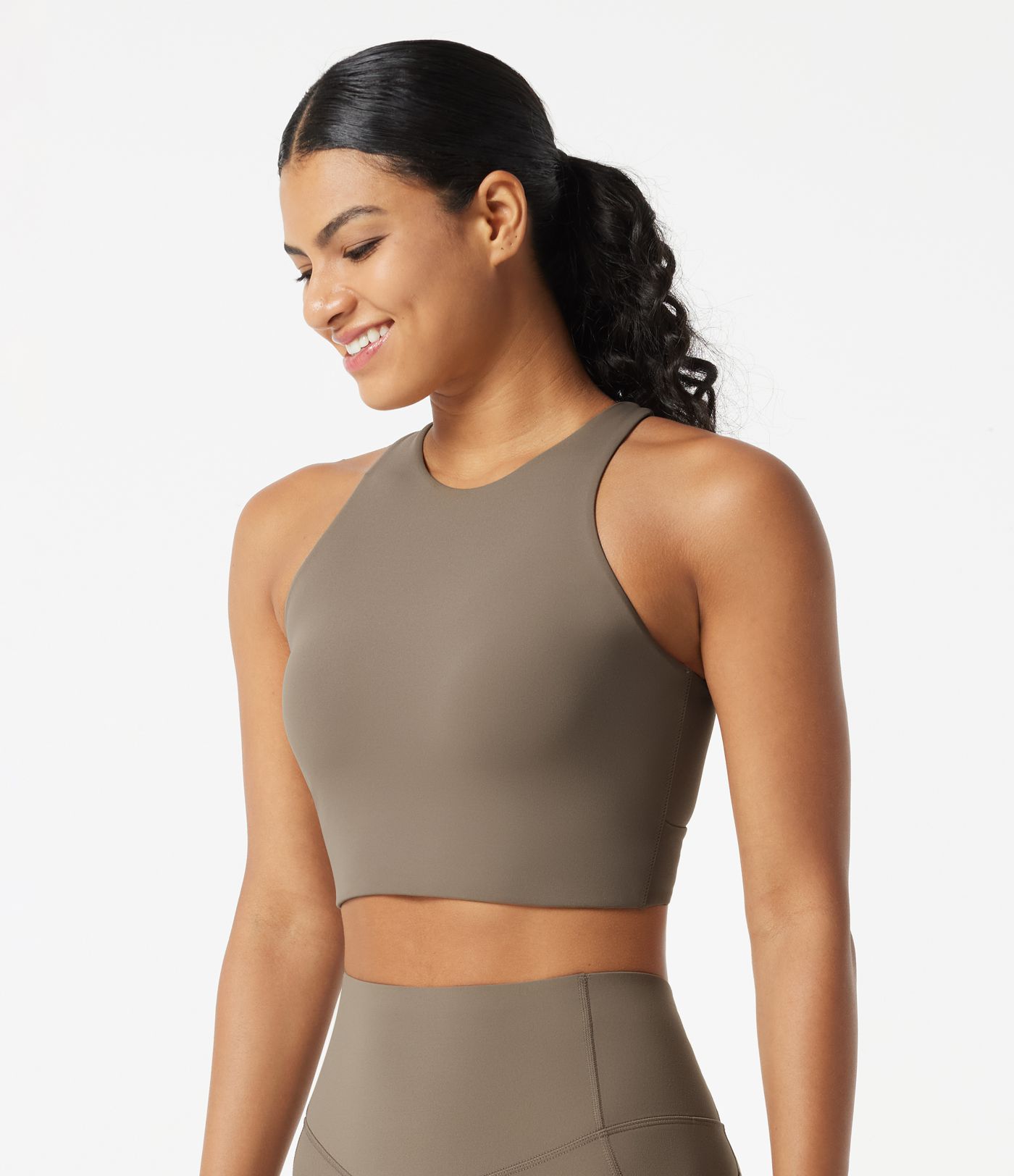 Brassière de running à maintien léger, col rond, soutien-gorge intégré avec découpes