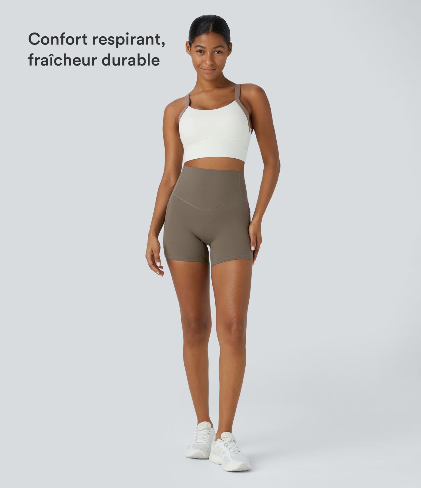 Short cycliste d'entraînement gainant taille haute UltraSculpt™ SoCinched à poches latérales 12,5 cm Short cycliste d'entraînement gainant taille haute UltraSculpt™ SoCinched à poches latérales 12,5 cm