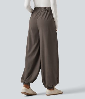 Lässige, geraffte Baggy-Joggers in Leinenoptik mit hohem Bund und Seitentaschen Lässige, geraffte Baggy-Joggers in Leinenoptik mit hohem Bund und Seitentaschen
