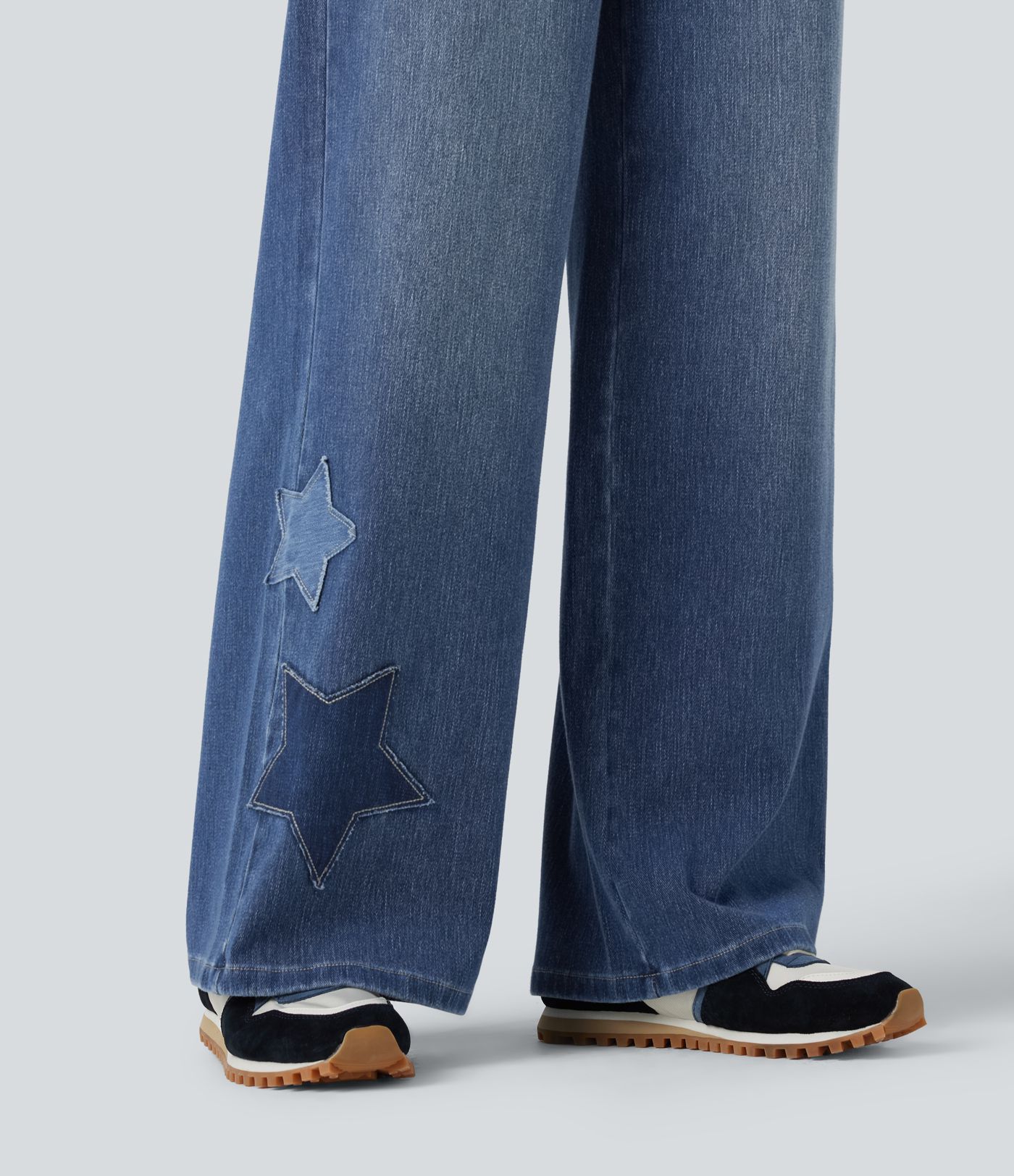 Halara Flex™ - Lässige Baggy-Jeans mit hohem Bund, mehreren Taschen und Stickereimuster Halara Flex™ - Lässige Baggy-Jeans mit hohem Bund, mehreren Taschen und Stickereimuster