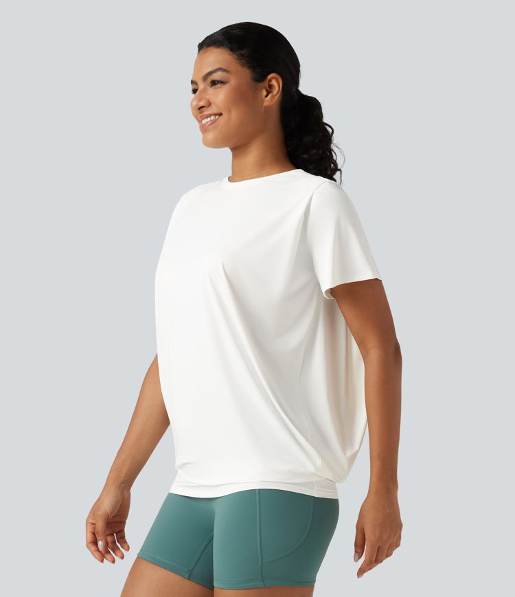 Gerafftes Yoga-Sport-Top mit Rundhalsausschnitt, kurzen Ärmeln und InstantCool - extralang, UPF50+ Gerafftes Yoga-Sport-Top mit Rundhalsausschnitt, kurzen Ärmeln und InstantCool - extralang, UPF50+