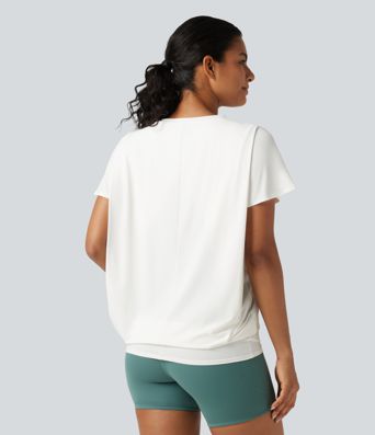 Gerafftes Yoga-Sport-Top mit Rundhalsausschnitt, kurzen Ärmeln und InstantCool - extralang, UPF50+ Gerafftes Yoga-Sport-Top mit Rundhalsausschnitt, kurzen Ärmeln und InstantCool - extralang, UPF50+