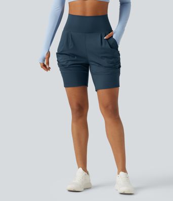 Softlyzero™ Airy - Geraffte Yoga-Shorts mit hohem Bund, mehreren Taschen und InstantCool - 17,8 cm