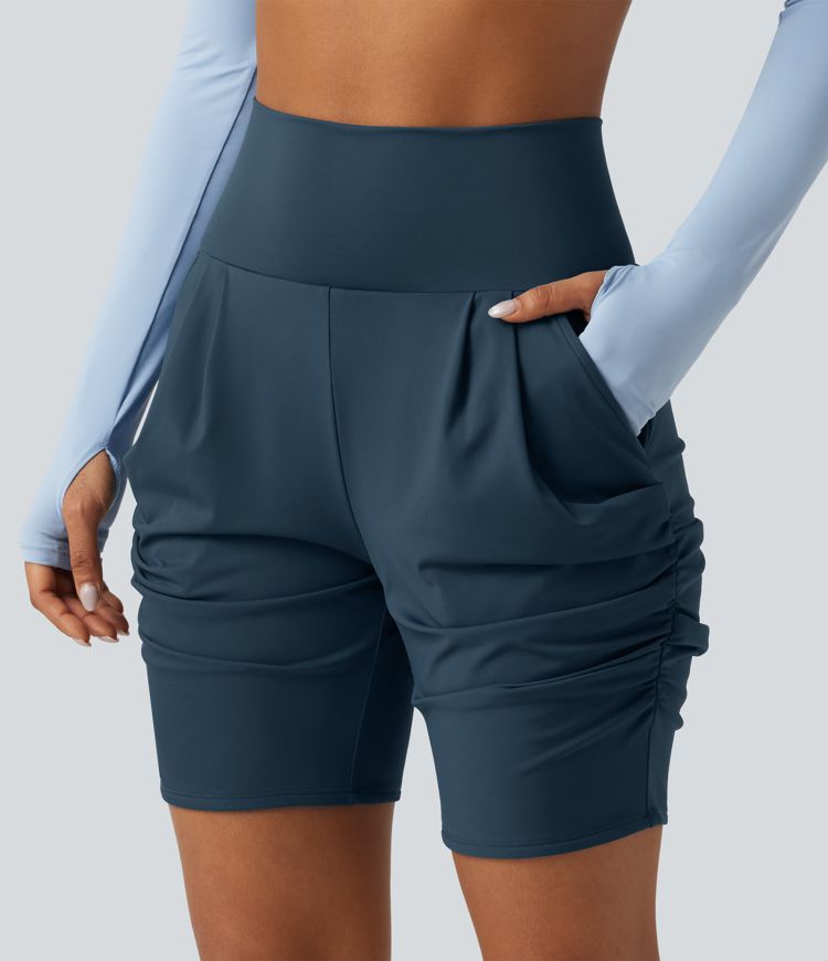 Softlyzero™ Airy - Geraffte Yoga-Shorts mit hohem Bund, mehreren Taschen und InstantCool - 17,8 cm