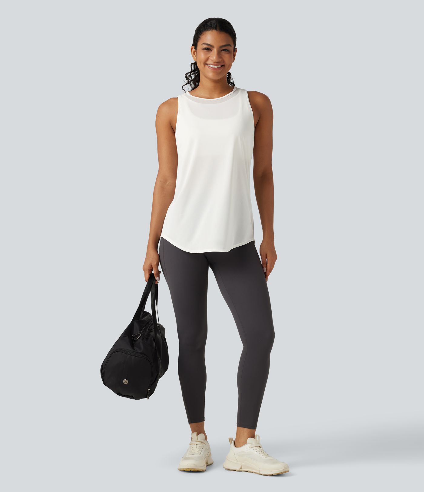 Lauf-Tanktop mit Kontrast-Mesh und abgerundetem Saum - extralang Lauf-Tanktop mit Kontrast-Mesh und abgerundetem Saum - extralang