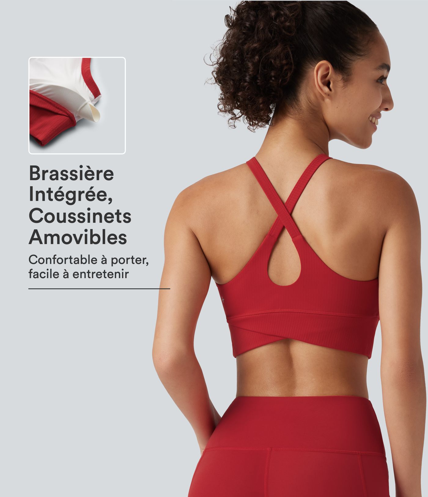 Brassière de yoga Halara UltraSculpt™ côtelée maintien léger à col V avec coussinets amovibles Brassière de yoga Halara UltraSculpt™ côtelée maintien léger à col V avec coussinets amovibles