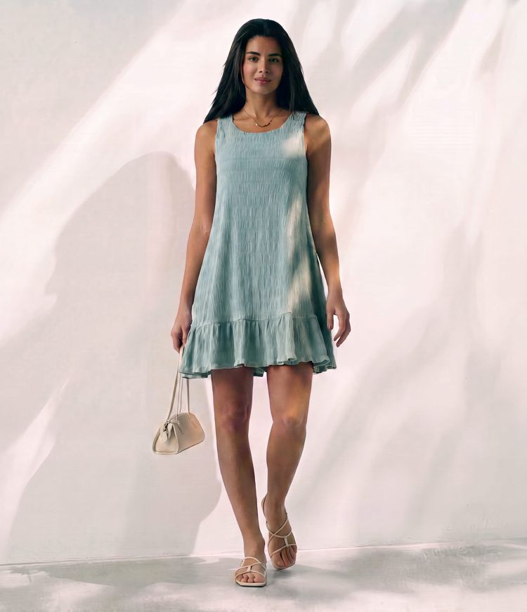 Round Neck Built-in Bra Sleeveless Ruffle Hem Mini Casual Dress Round Neck Built-in Bra Sleeveless Ruffle Hem Mini Casual Dress