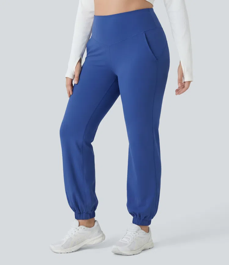 Grande taille SoftlyZero™ joggers ballon de danse taille haute à effet ventre plat avec poches