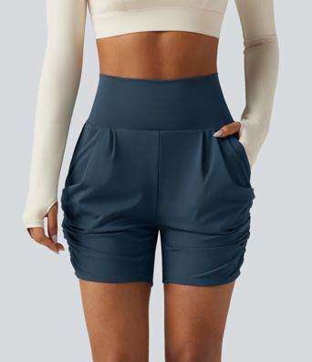 Softlyzero™ Airy - Geraffte Yoga-Shorts mit hohem Bund, mehreren Taschen und InstantCool - 12,7 cm