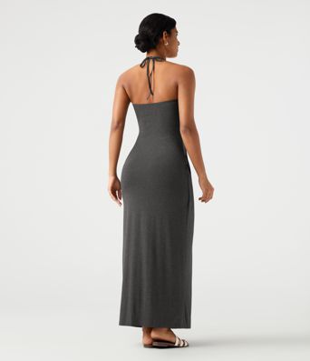 Robe maxi à col licou et nouée au dos, avec poches Robe maxi à col licou et nouée au dos, avec poches