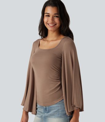 T-shirt côtelé à encolure carrée avec manches 7/8 volantées et fronces T-shirt côtelé à encolure carrée avec manches 7/8 volantées et fronces