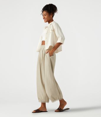 Mid Rise Ladder Trim 7/8 Length Casual Barrel Leg Pants with Pockets