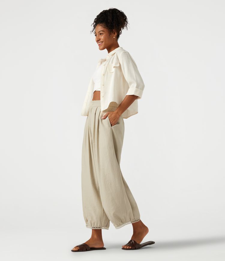 Mid Rise Ladder Trim 7/8 Length Casual Barrel Leg Pants with Pockets