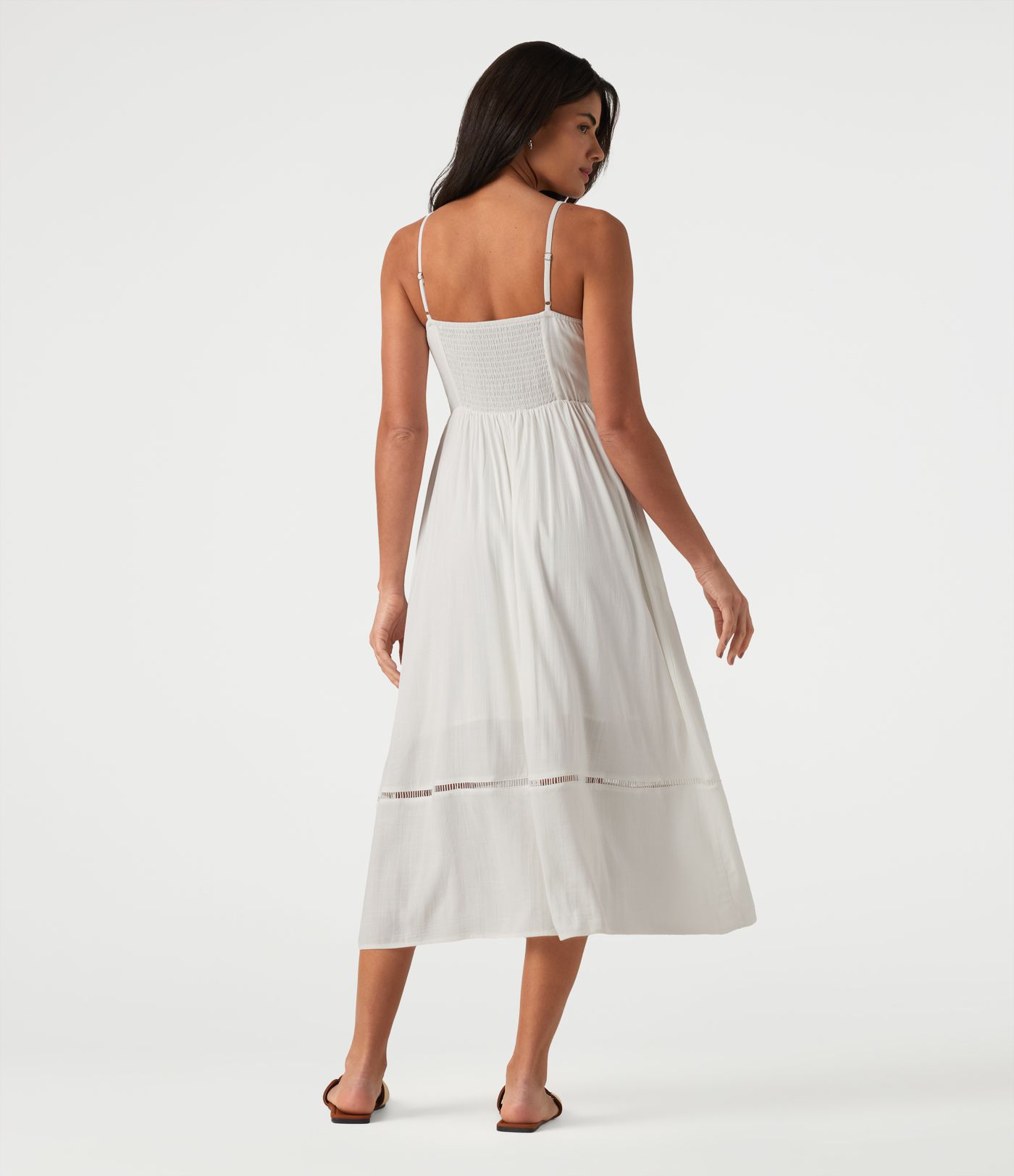 Midikleid in Leinenoptik mit Seitentaschen, Cut-Out-Design und Bindeband vorne Midikleid in Leinenoptik mit Seitentaschen, Cut-Out-Design und Bindeband vorne