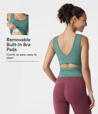 Lässiges Tanktop mit U-Ausschnitt und integriertem BH Lässiges Tanktop mit U-Ausschnitt und integriertem BH