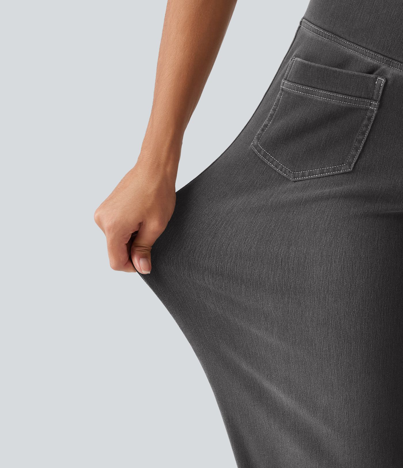 Halara Flex™ jeans décontractés taille haute à taille croisée, effet ventre plat, coupe droite, avec poches