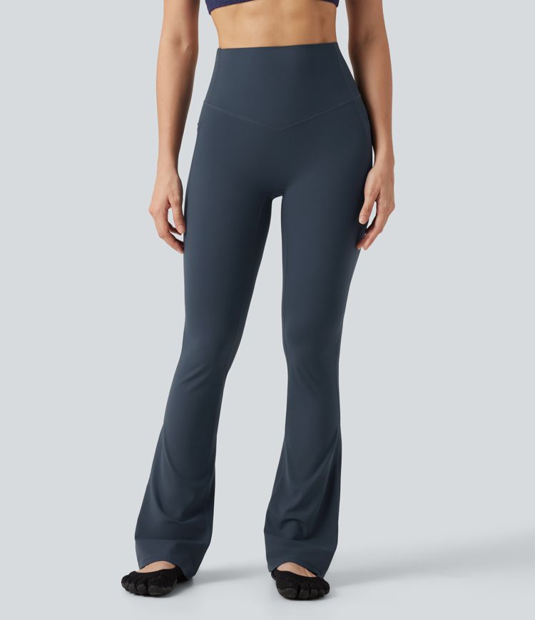 Legging de yoga bootcut Halara UltraSculpt™ taille haute gainant avec poches Legging de yoga bootcut Halara UltraSculpt™ taille haute gainant avec poches