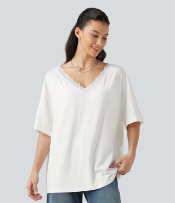 T-shirt décontracté à manches courtes, col en V, avec empiècements en résille contrastante