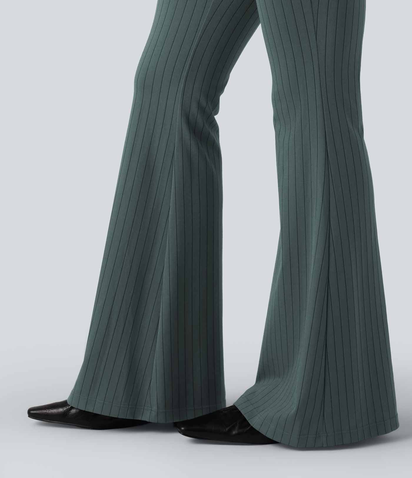 Flare-Bürohose mit hohem Bund, Streifen und InstantCool Flare-Bürohose mit hohem Bund, Streifen und InstantCool