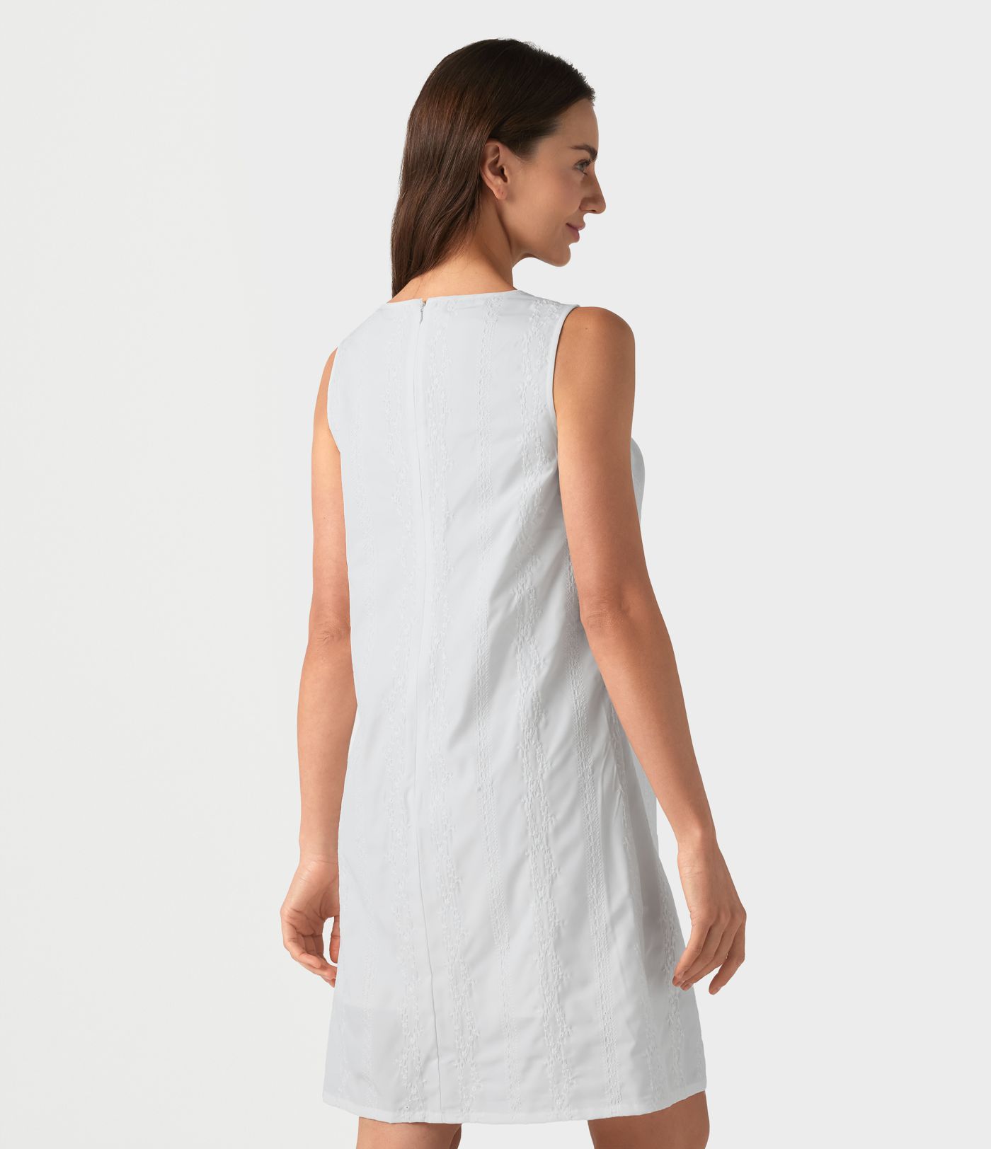 U Neck Sleeveless Embroidery Mini Dress