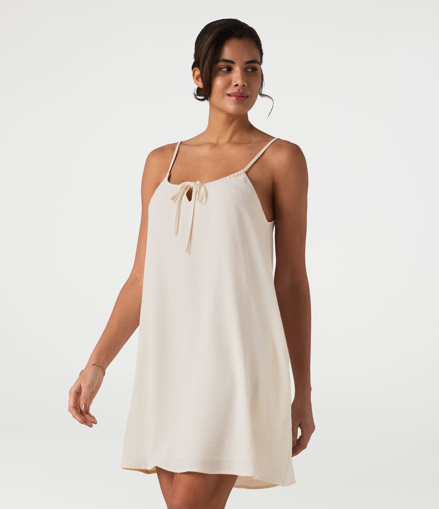 Mini robe nuisette à lacets effet lin avec poches Mini robe nuisette à lacets effet lin avec poches