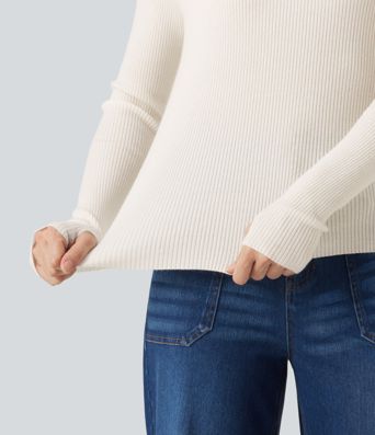 Pullover aus Wollmischung mit hohem Kragen, langen Ärmeln und Daumenlöchern