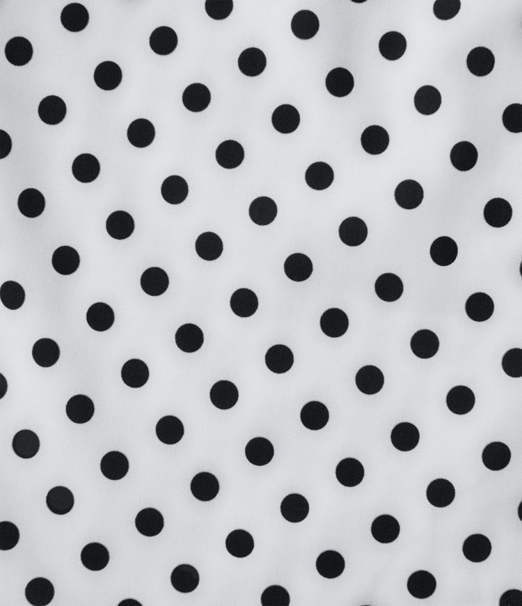 Robe midi à pois col V avec manches courtes, lien côté et poches Robe midi à pois col V avec manches courtes, lien côté et poches