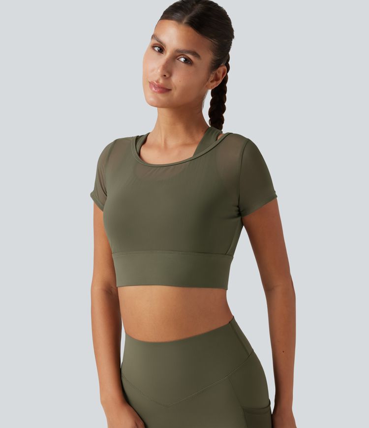 Crop top de running effet frais InstantCool à séchage rapide avec encolure bateau, mesh contrasté, manches courtes, coussinets amovibles et protection solaire UPF50+ Crop top de running effet frais InstantCool à séchage rapide avec encolure bateau, mesh contrasté, manches courtes, coussinets amovibles et protection solaire UPF50+