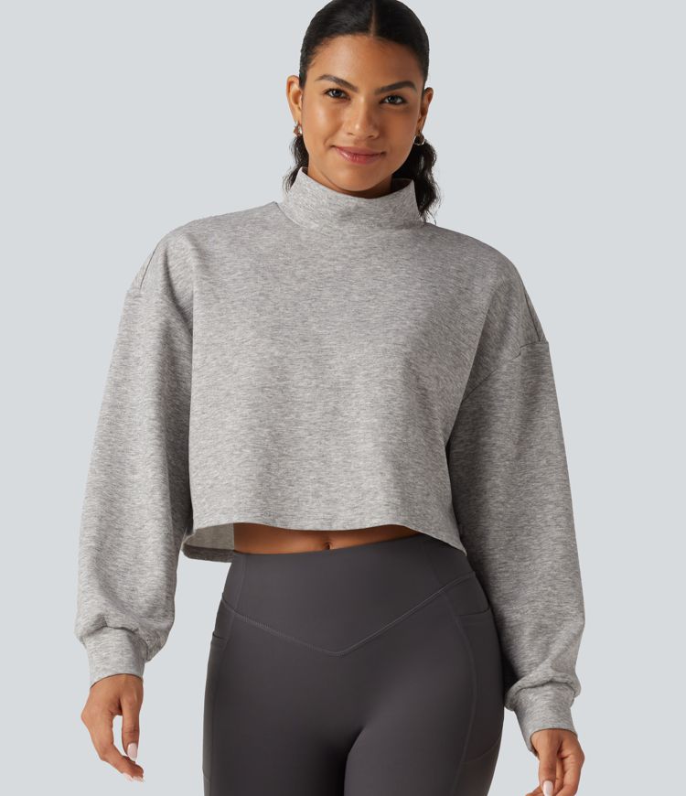 Lässiges, verkürztes Sweatshirt mit Stehkragen und langen Ärmeln Lässiges, verkürztes Sweatshirt mit Stehkragen und langen Ärmeln