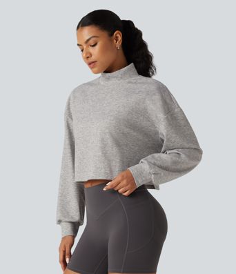 Lässiges, verkürztes Sweatshirt mit Stehkragen und langen Ärmeln Lässiges, verkürztes Sweatshirt mit Stehkragen und langen Ärmeln