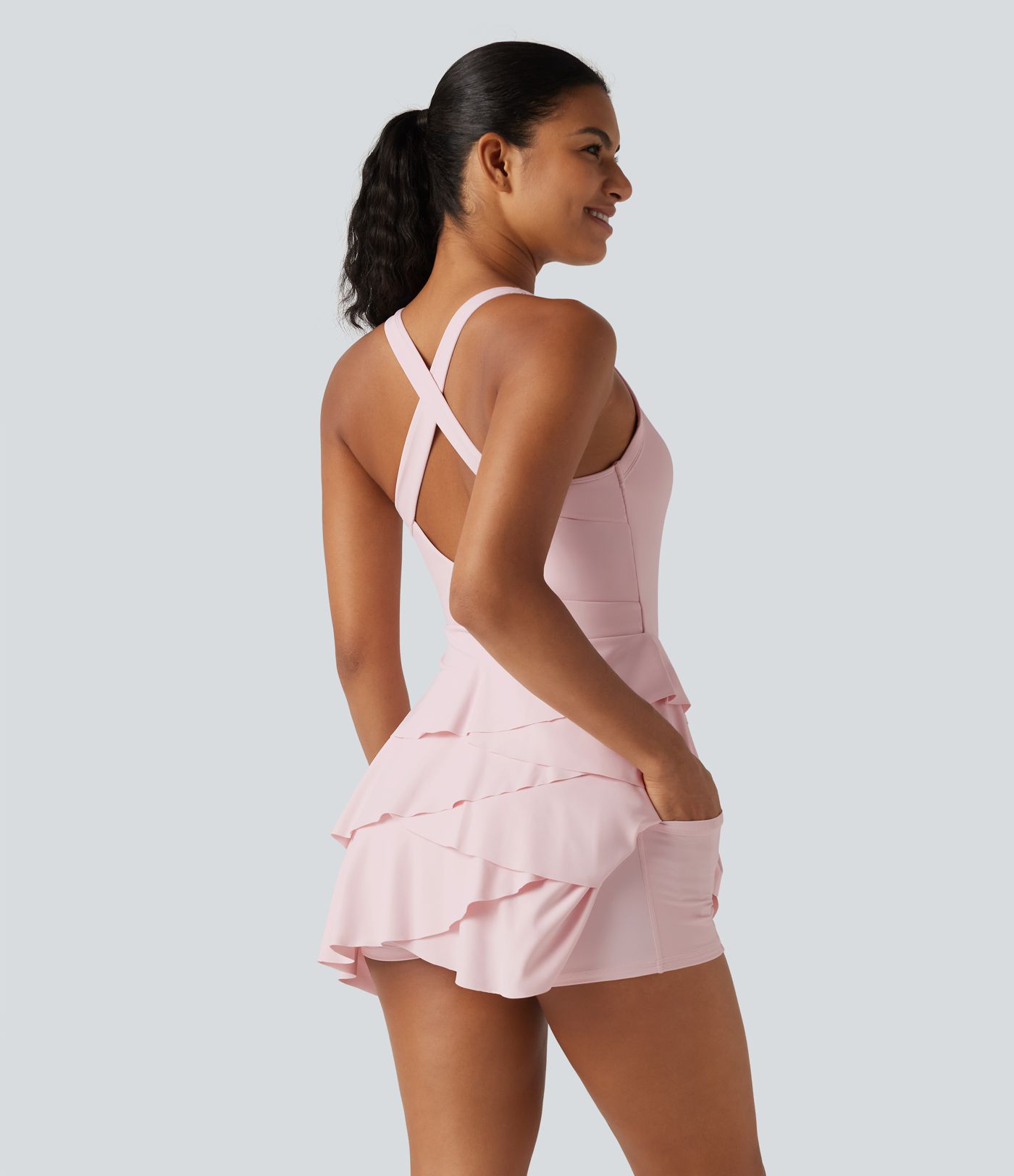 SoftlyZero™ Vestido activo mini de tenis InstantCool 2 en 1 con sujetador incorporado, dobladillo con volantes en capas y bolsillos - Edición Easy Peezy SoftlyZero™ Vestido activo mini de tenis InstantCool 2 en 1 con sujetador incorporado, dobladillo con volantes en capas y bolsillos - Edición Easy Peezy