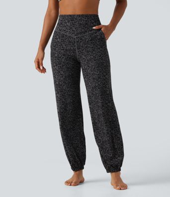 Halara UltraSculpt™ - Yoga-Jogginghose mit hohem Bund, Seitentaschen, Bauchkontrolle und Leopardenmuster Halara UltraSculpt™ - Yoga-Jogginghose mit hohem Bund, Seitentaschen, Bauchkontrolle und Leopardenmuster