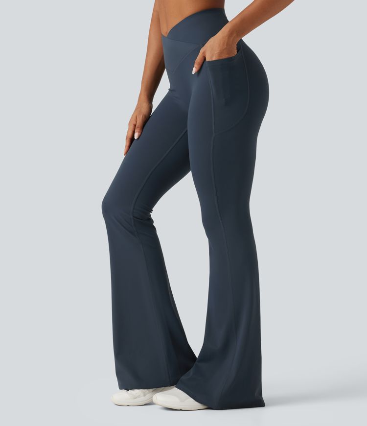 Halara UltraSculpt™ leggings de entrenamiento de talle alto con cruce, control de abdomen, pierna acampanada y bolsillos
